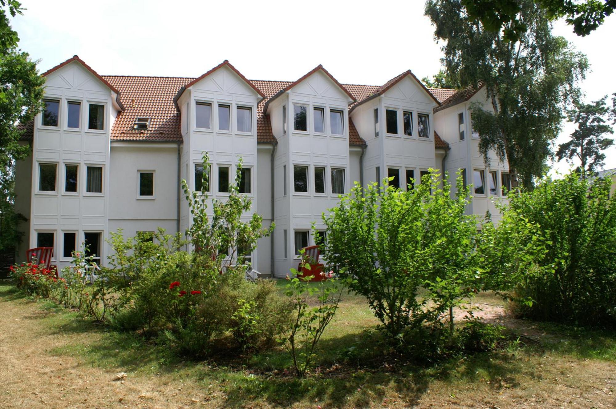 Hotel Strandpavillon Baabe Exterior photo