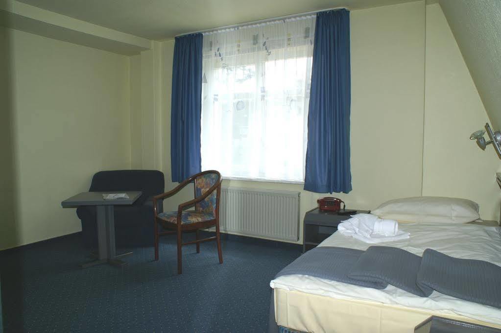 Hotel Strandpavillon Baabe Exterior photo