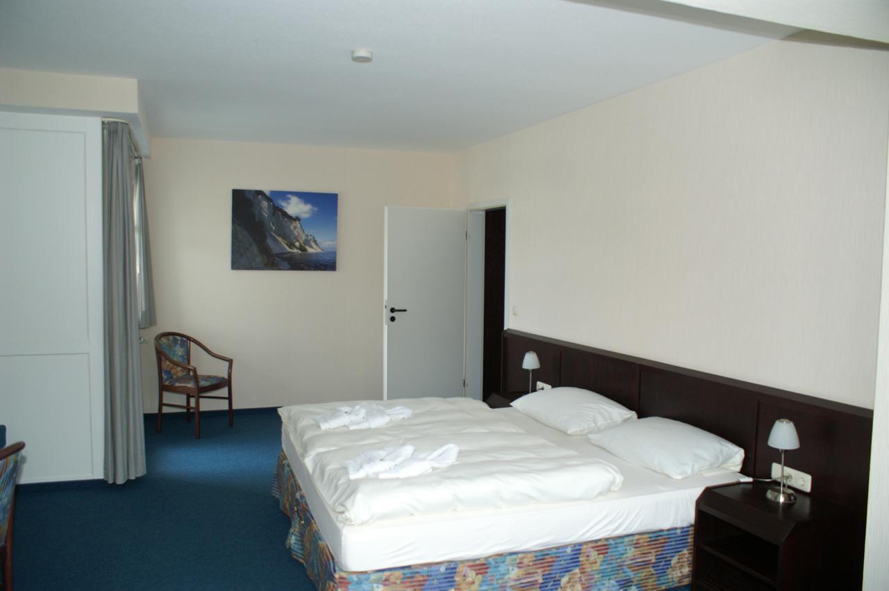 Hotel Strandpavillon Baabe Exterior photo