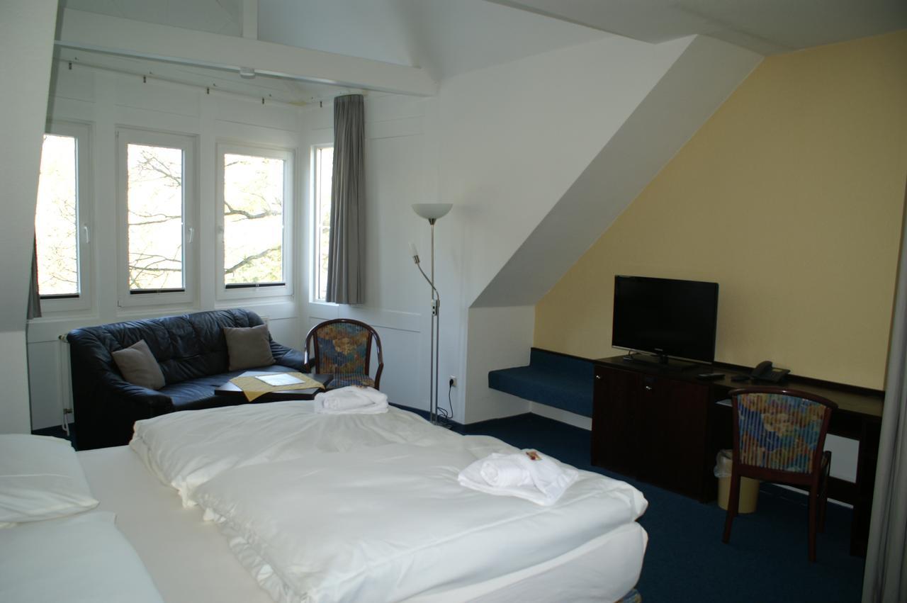 Hotel Strandpavillon Baabe Exterior photo
