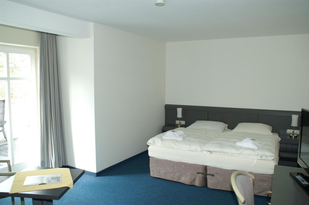 Hotel Strandpavillon Baabe Exterior photo