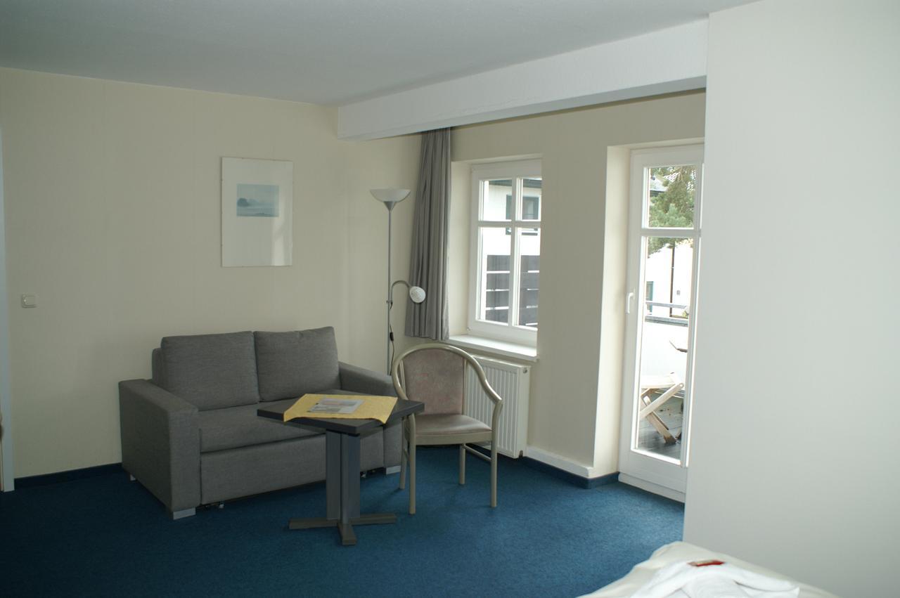 Hotel Strandpavillon Baabe Exterior photo